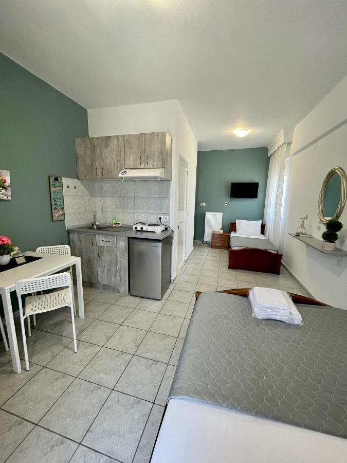 Nisel Seaside Apartment Paralia Katerinis Exterior photo