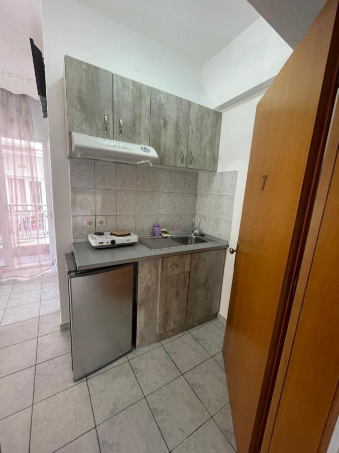 Nisel Seaside Apartment Paralia Katerinis Exterior photo